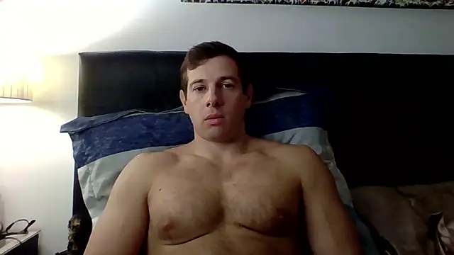 luca23millo90 online show from April 16, 4:02 am