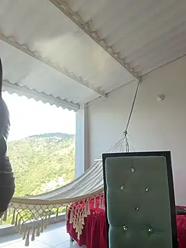 samanthahut1 online show from March 14, 9:42 pm