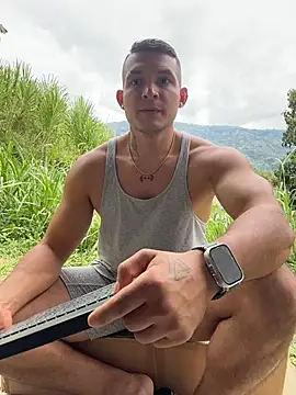 Snapshot of Marco_Vega chatting on November 4, 7:13 pm Marco Vega online show from November 4, 7:13 pm