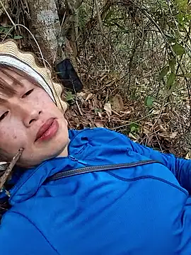 ngocngoc cute online show from March 31, 6:14 am