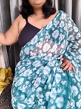 Snapshot of Swapna_Hyd chatting on December 18, 10:32 am Swapna Hyd online show from December 18, 10:32 am