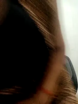 soni yhakur online show from April 25, 3:31 pm