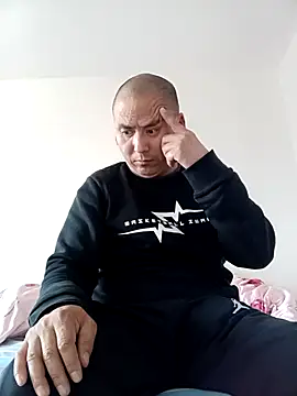 CWQ123 online show from December 17, 7:58 am