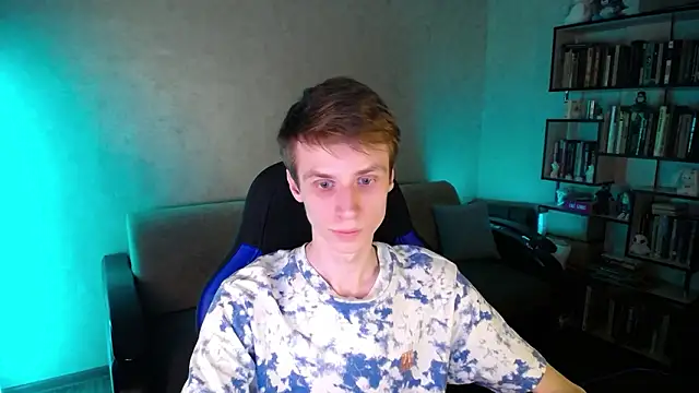 Snapshot of yes_cute_boy_ chatting on March 6, 5:53 pm yes cute boy online show from March 6, 5:53 pm