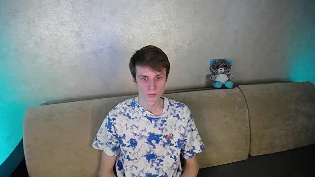Snapshot of yes_cute_boy_ chatting on March 30, 8:48 am yes cute boy online show from March 30, 8:48 am