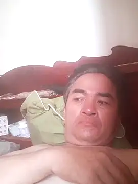 Snapshot of Brongiep chatting on November 12, 5:08 am Brongiep online show from November 12, 5:08 am