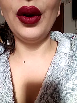 Snapshot of LINA-DALOUA chatting on November 29, 1:36 pm LINA-DALOUA online show from November 29, 1:36 pm