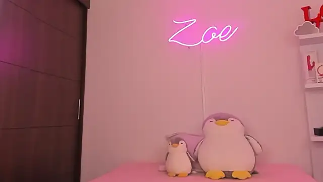 zoecams1 online show from April 22, 6:31 pm