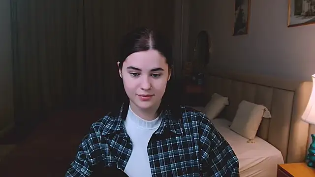 lil angel  online show from March 23, 12:47 am