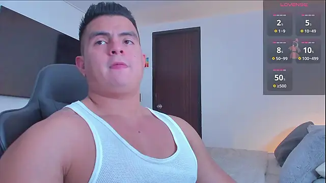 Snapshot of RJBarto chatting on February 12, 1:55 am RJBarto online show from February 12, 1:55 am