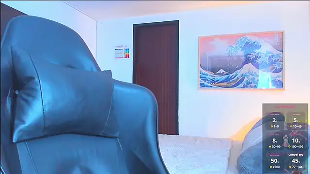 Snapshot of RJBarto chatting on March 17, 1:32 am RJBarto online show from March 17, 1:32 am