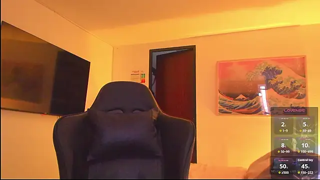 Snapshot of RJBarto chatting on March 30, 1:23 pm RJBarto online show from March 30, 1:23 pm