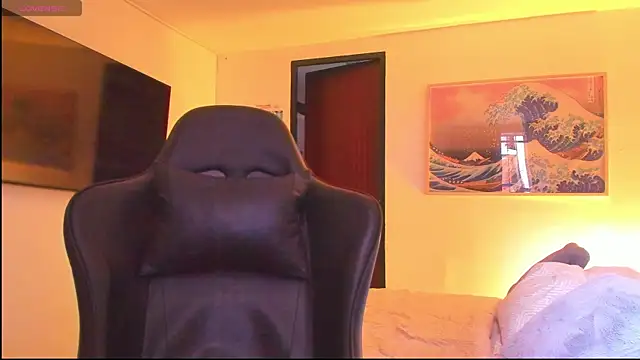 Snapshot of RJBarto chatting on March 31, 1:22 pm RJBarto online show from March 31, 1:22 pm