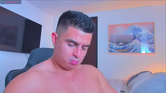 Snapshot of RJBarto chatting on April 3, 3:37 am RJBarto online show from April 3, 3:37 am