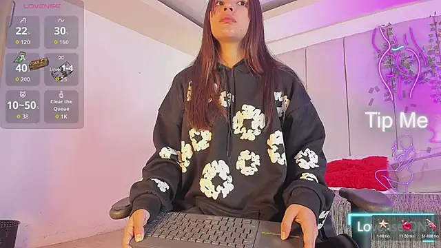 Snapshot of mia_rousse25 chatting on February 13, 4:36 pm mia rousse25 online show from February 13, 4:36 pm