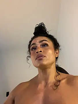 Snapshot of sam_diva chatting on November 30, 12:58 am sam diva online show from November 30, 12:58 am