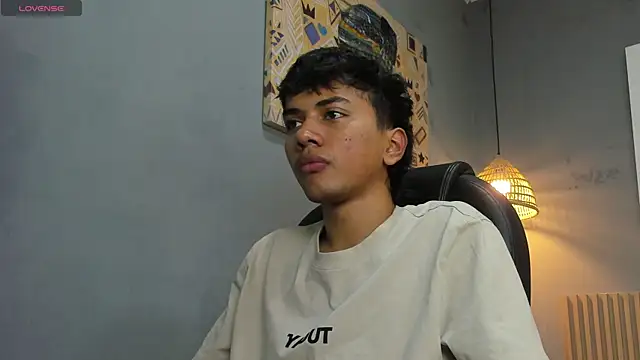 Snapshot of markbowie chatting on January 14, 1:06 pm markbowie online show from January 14, 1:06 pm