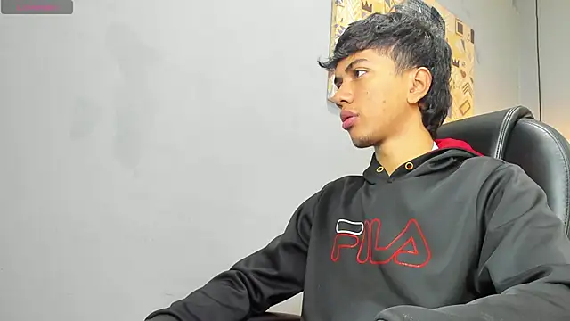 Snapshot of markbowie chatting on January 17, 1:05 pm markbowie online show from January 17, 1:05 pm