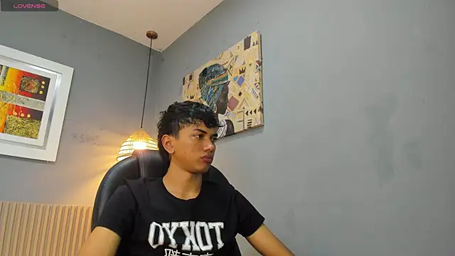 Snapshot of markbowie chatting on January 18, 3:49 pm markbowie online show from January 18, 3:49 pm