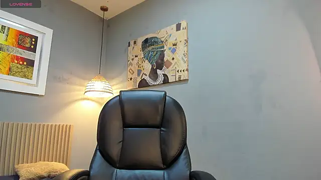 Snapshot of markbowie chatting on March 4, 12:00 pm markbowie online show from March 4, 12:00 pm