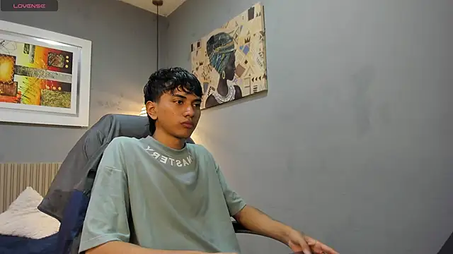 markbowie online show from April 2, 1:53 pm