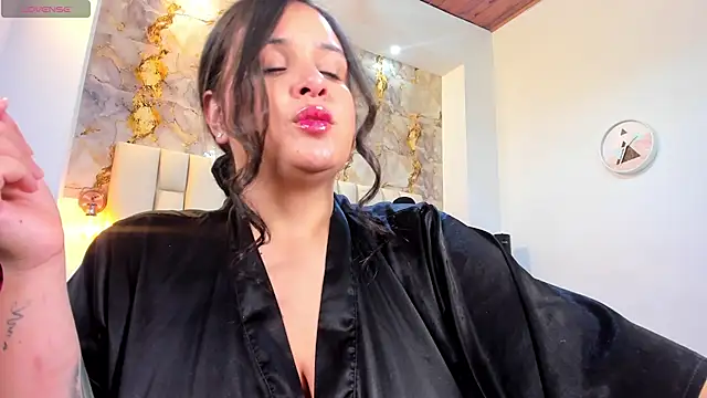 cloe galee online show from February 6, 5:12 am