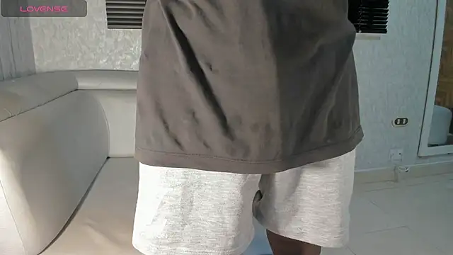 Cam Brown online show from September 22, 4:47 am