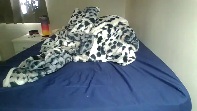 Ziphoo2 online show from March 20, 8:30 am