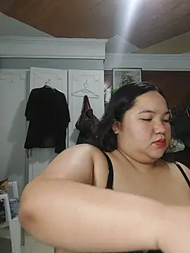 Snapshot of LianaCruzado chatting on July 6, 2:25 pm LianaCruzado online show from July 6, 2:25 pm