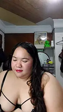 Snapshot of LianaCruzado chatting on July 28, 4:39 pm LianaCruzado online show from July 28, 4:39 pm