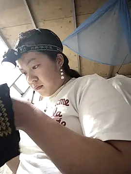 naop04 online show from November 4, 11:48 pm