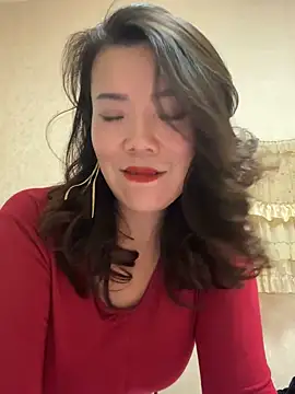 Snapshot of anna_yngs chatting on November 3, 11:33 am anna yngs online show from November 3, 11:33 am