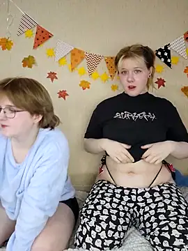 Snapshot of xrixsyx_and_ricky chatting on November 19, 6:46 am xrixsyx and ricky online show from November 19, 6:46 am