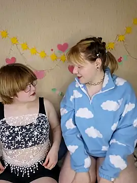 Snapshot of xrixsyx_and_ricky chatting on February 28, 5:58 pm xrixsyx and ricky online show from February 28, 5:58 pm