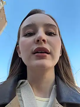 Mary Sensory online show from April 28, 12:10 pm