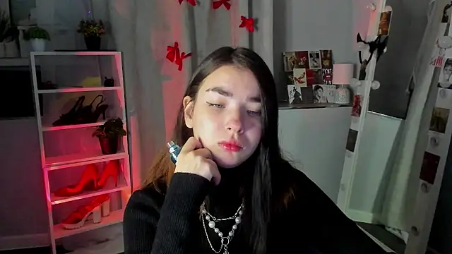 Marissa Garcia online show from September 8, 6:18 pm