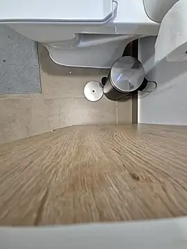 sapasupu6 online show from September 26, 7:18 pm