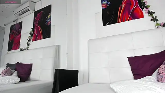 luna78hard online show from November 6, 3:07 am