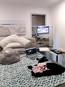 Snapshot of iamthepublickmasterbater chatting on October 26, 2:39 am iamthepublickmasterbater online show from October 26, 2:39 am