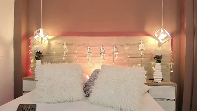 Snapshot of aa_lunit chatting on October 21, 1:12 pm aa lunit online show from October 21, 1:12 pm