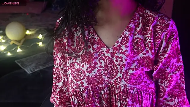 NidhiChandra online show from November 3, 11:11 am