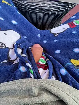 Chris2201hdb online show from February 17, 3:51 pm