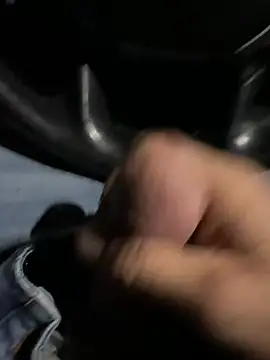 Chris2201hdb online show from March 15, 10:32 am