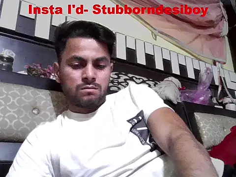 Snapshot of urdreamman chatting on March 2, 4:03 am urdreamman online show from March 2, 4:03 am