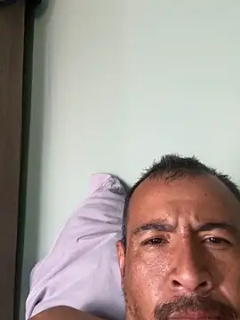 Chillo956 online show from October 25, 8:14 pm