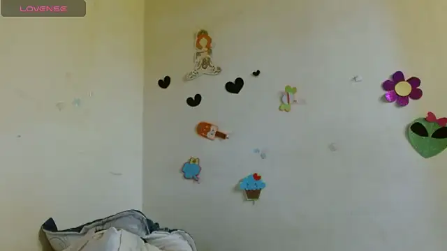 Akasha001 online show from December 21, 3:52 pm