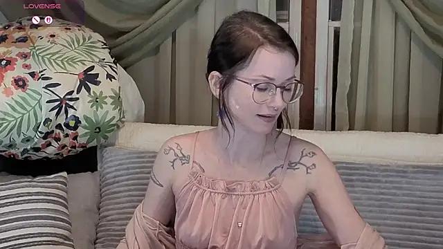 kohlbird online show from December 20, 4:52 am