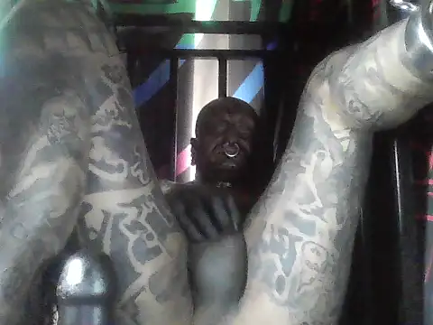 Snapshot of object857 chatting on November 1, 12:51 pm object857 online show from November 1, 12:51 pm