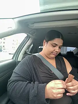 Snapshot of 1n0nlythroat chatting on February 10, 11:53 pm 1n0nlythroat online show from February 10, 11:53 pm