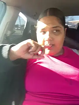 Snapshot of 1n0nlythroat chatting on February 12, 10:49 pm 1n0nlythroat online show from February 12, 10:49 pm